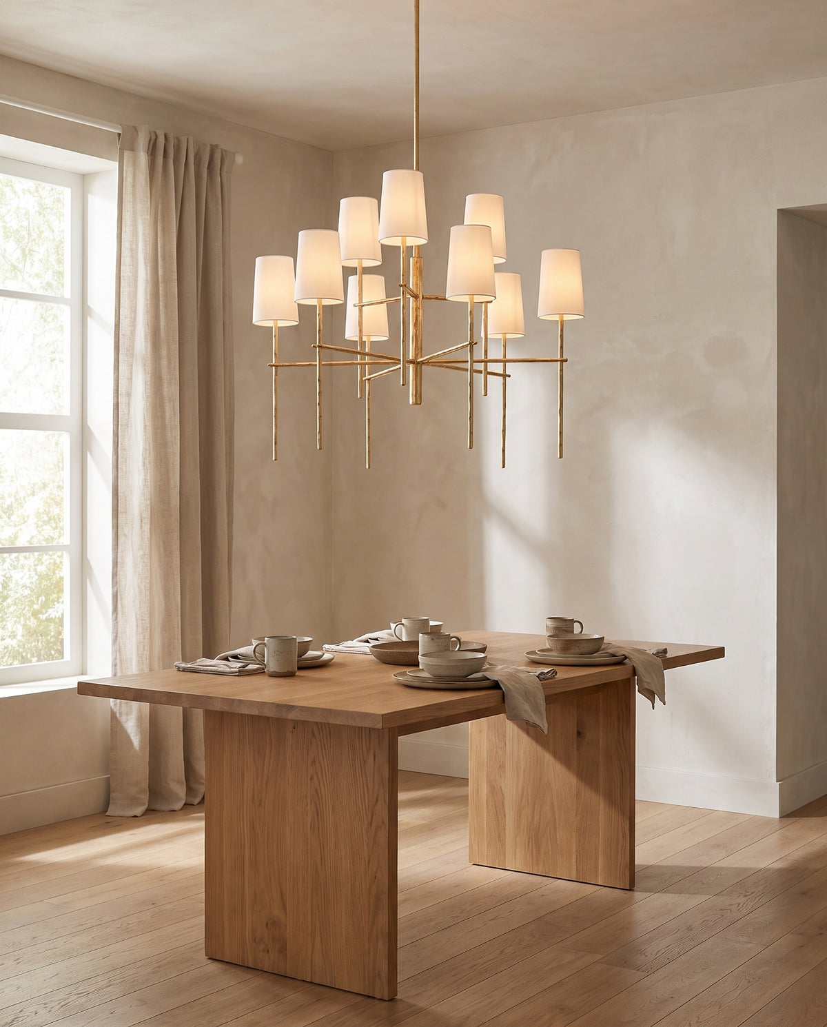 Suspension en acier feuille d'or ancienne 92x70cm River - Troy Lighting en situation