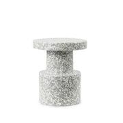 Sgabello in polietilene riciclato grigio Bit Stool - Normann Copenhagen