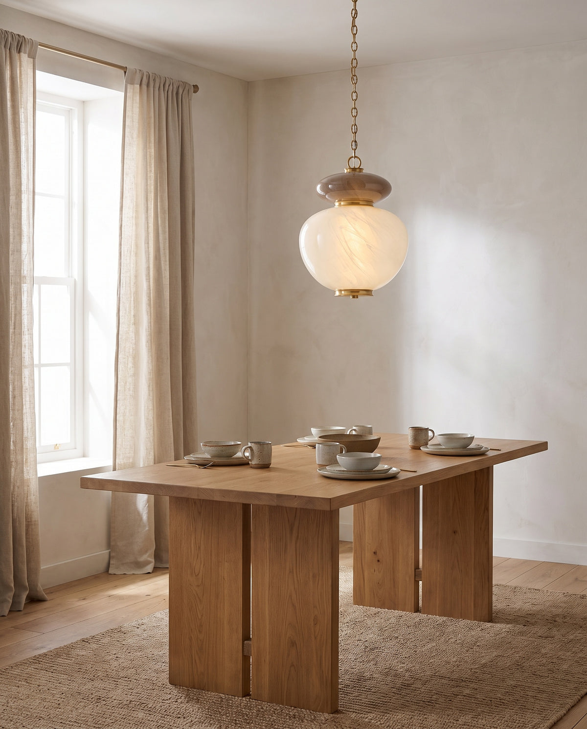 Suspension en laiton laiton ancien 35x47cm Syros - Corbett Lighting en situation