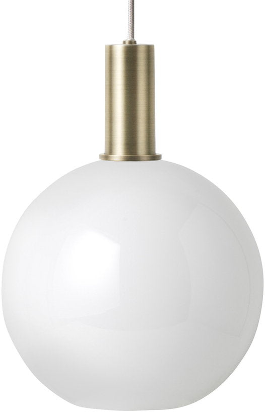 suspension-blanche-23-cm-socket-low-dore-opal-collect-ferm-living-1