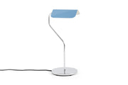 Lampe de bureau base incurvée en acier bleu clair 38cm Apex - HAY