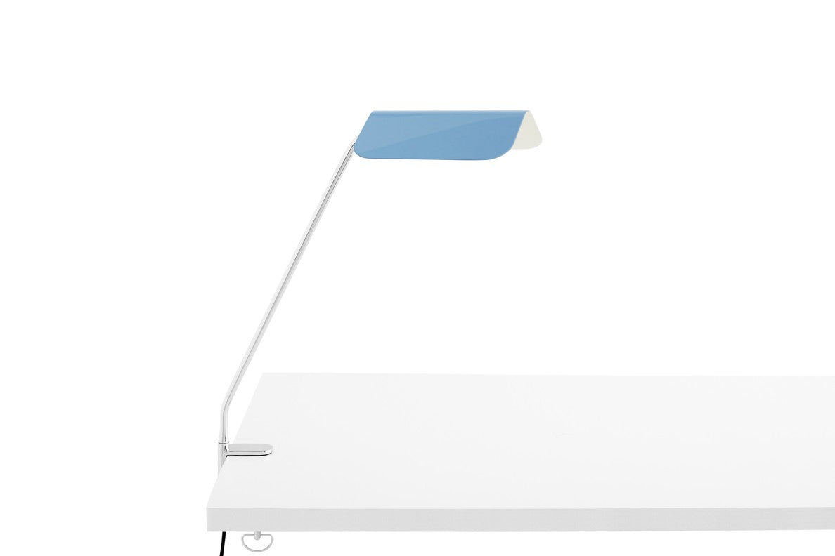 Lampe de bureau à pince en acier bleu clair Apex - HAY