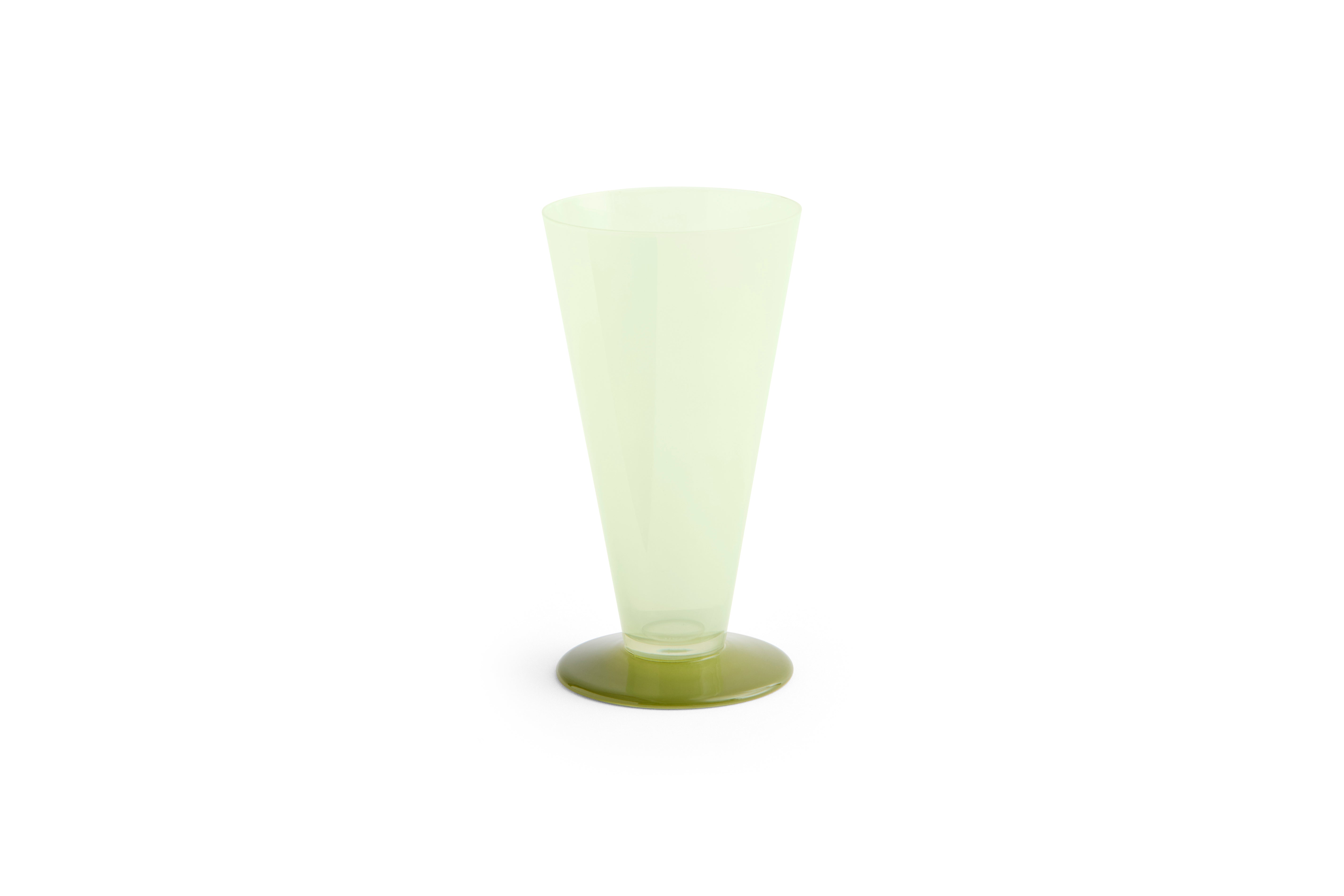 Vase en verre vert clair et vert foncé 9,6x18cm  Conical - HAY