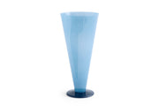 Vase en verre bleu pétrol et bleu foncé Conical - HAY