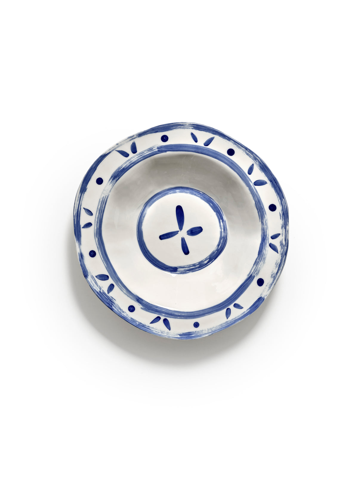 Ensaladera redonda en gres blanco y azul 33,5x32,5x5,5cm 02 Line-up - Serax