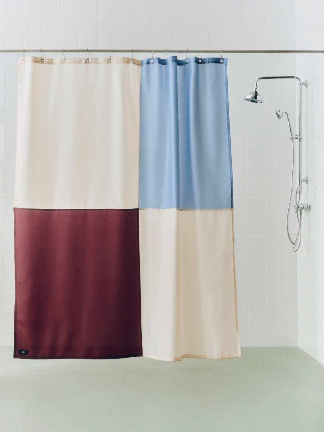 Chequered shower curtain in recycled fabric burgundy Check - Hay