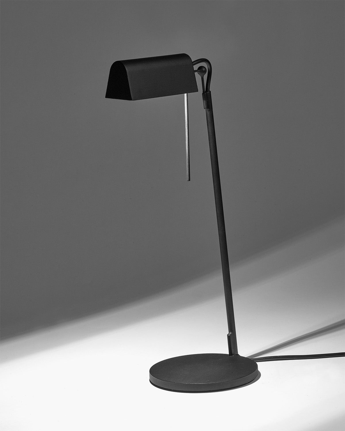 Lampada da Tavolo Nera Fold