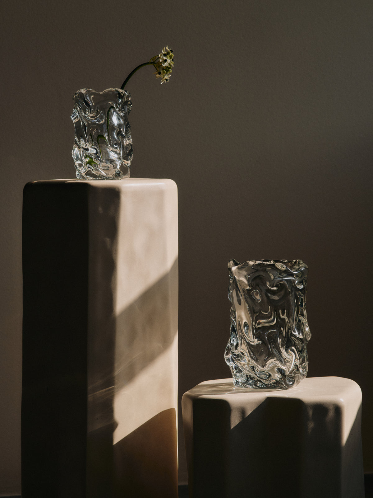 Vase en verre transparent 12 x 12,5 x 18 cm Virelle - Ferm Living