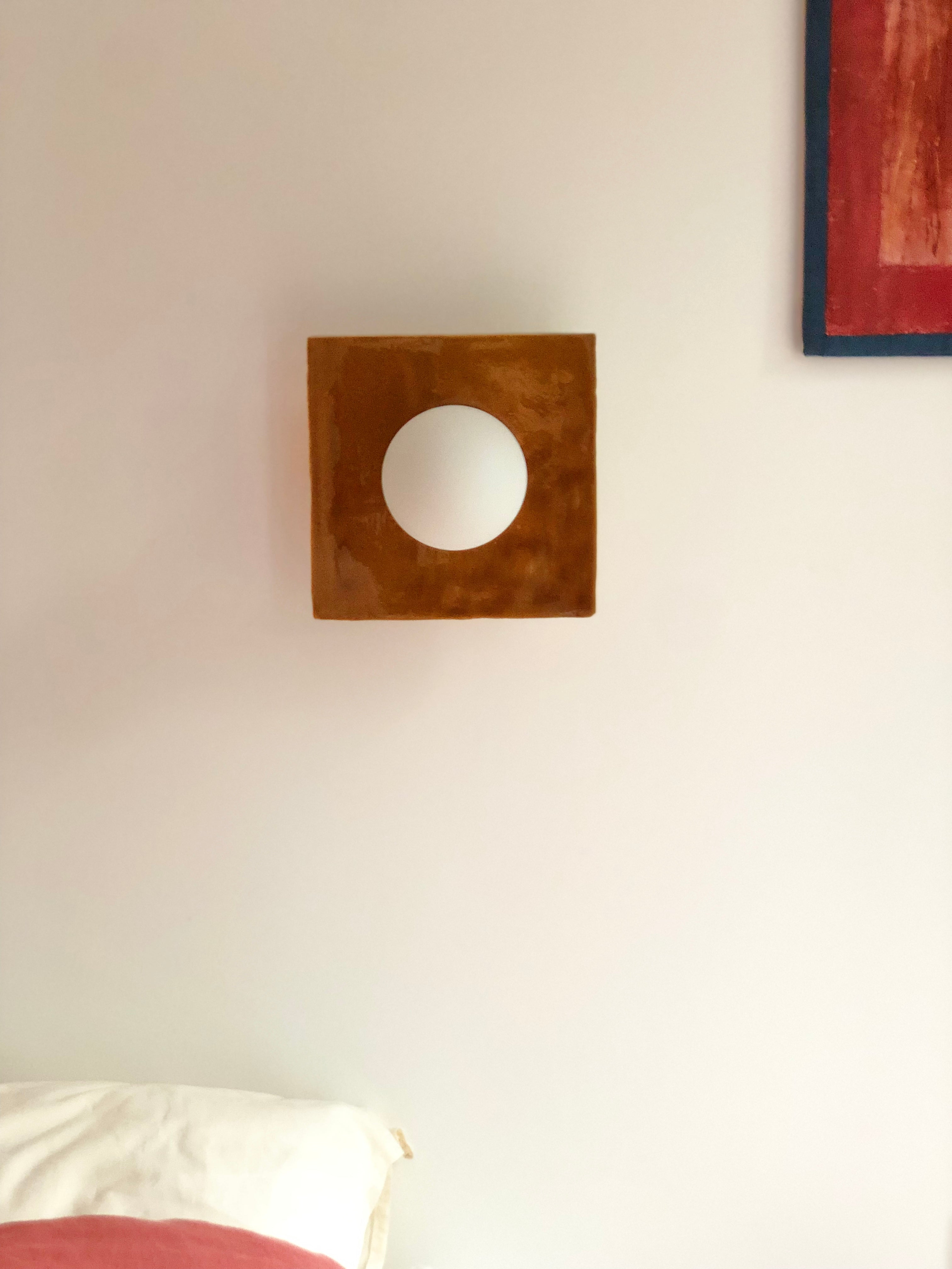 Honey ceramic square wall sconce 20cm Globe Tile - Carré Coco