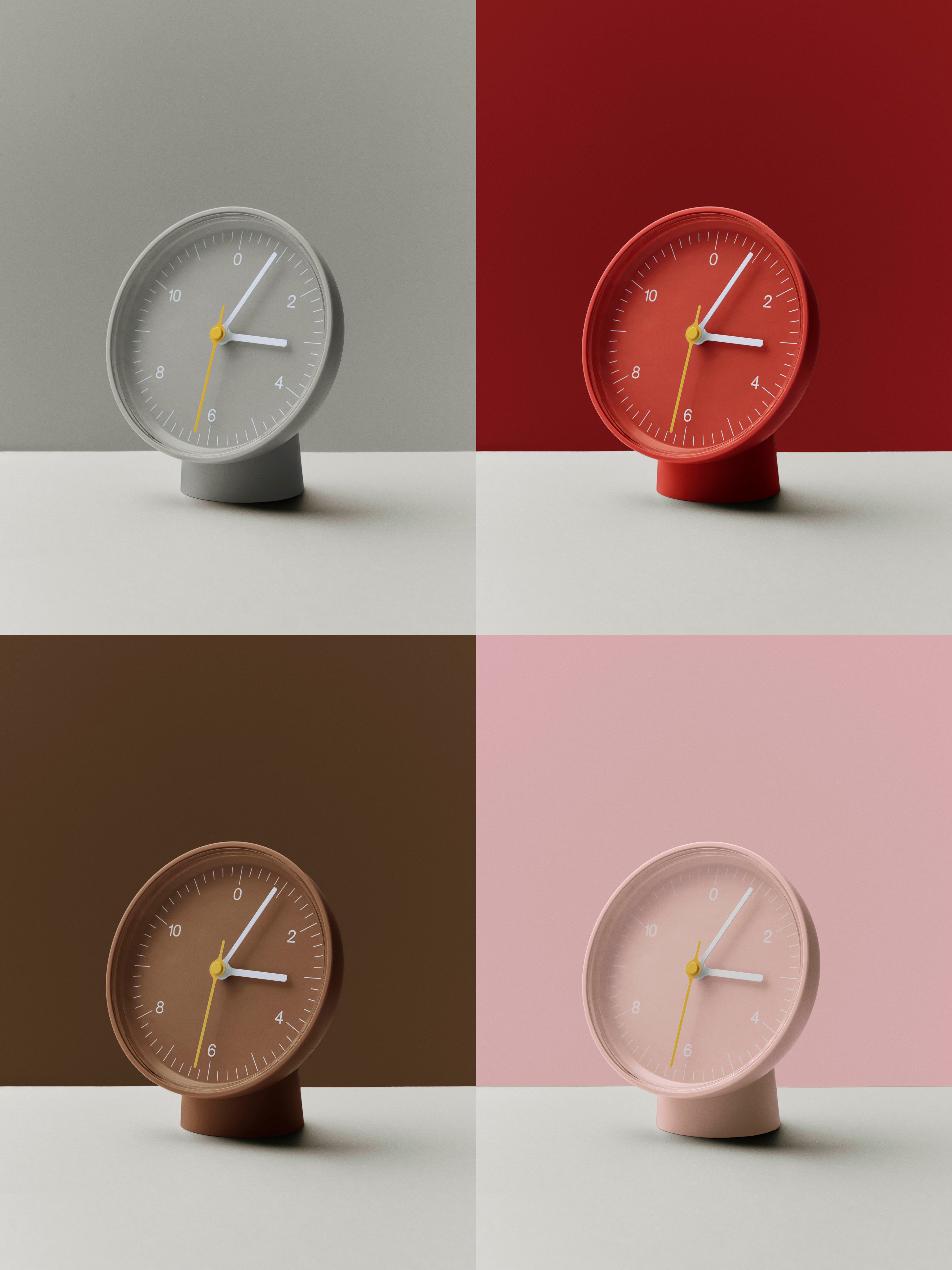 Reloj de mesa metal rosa 13 cm - HAY