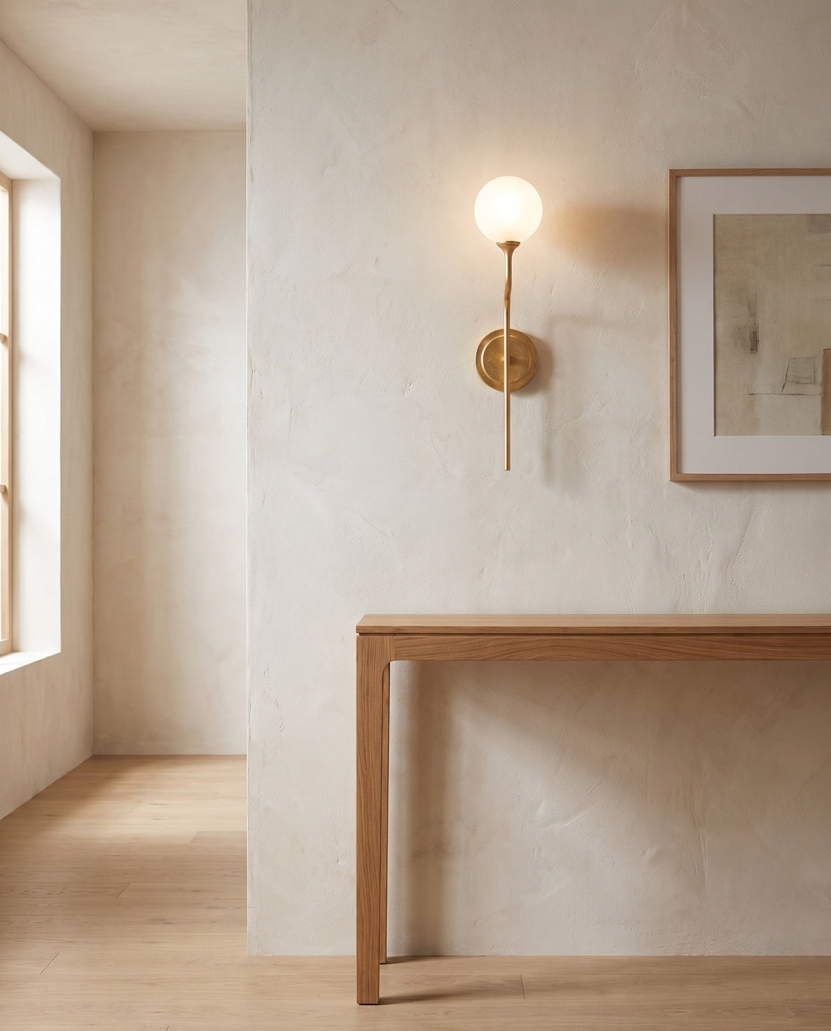 Applique murale en acier feuille d'or ancienne 15x56cm Onyx - Corbett Lighting en situation