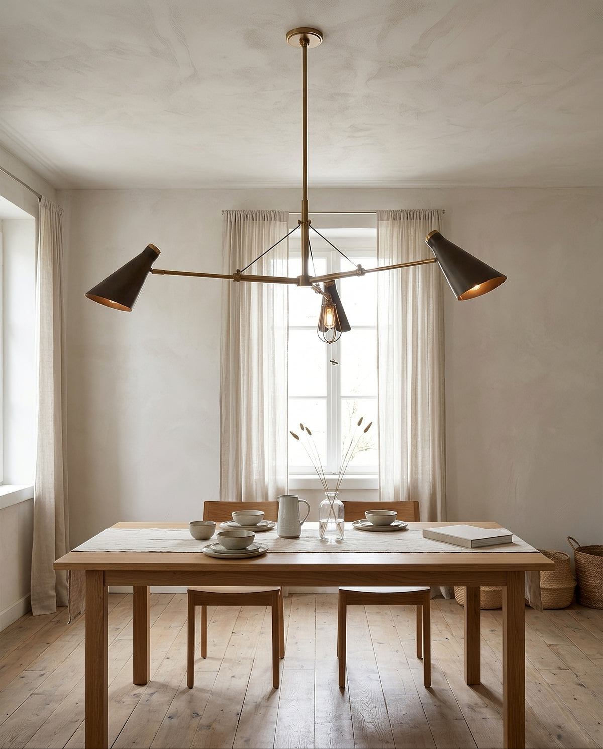 Suspension en acier laiton patiné et bronze 126x47cm Andersen - Troy Lighting en situation