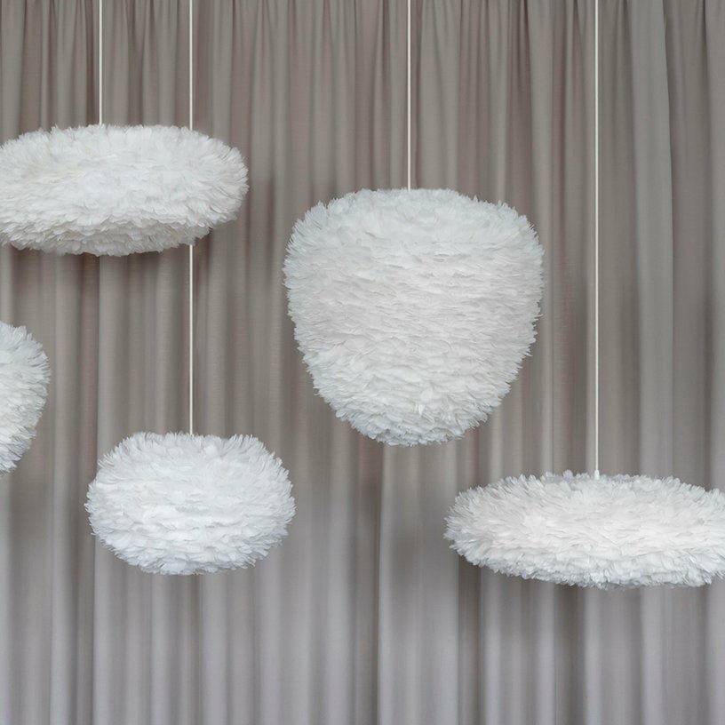 Abat - jour en plumes blanches 40 cm Eos Evia - UMAGE - The Cool Republic