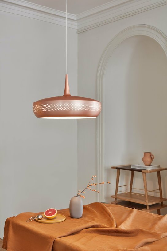 Abat - jour rouge 43 cm Clava Dine - UMAGE - The Cool Republic
