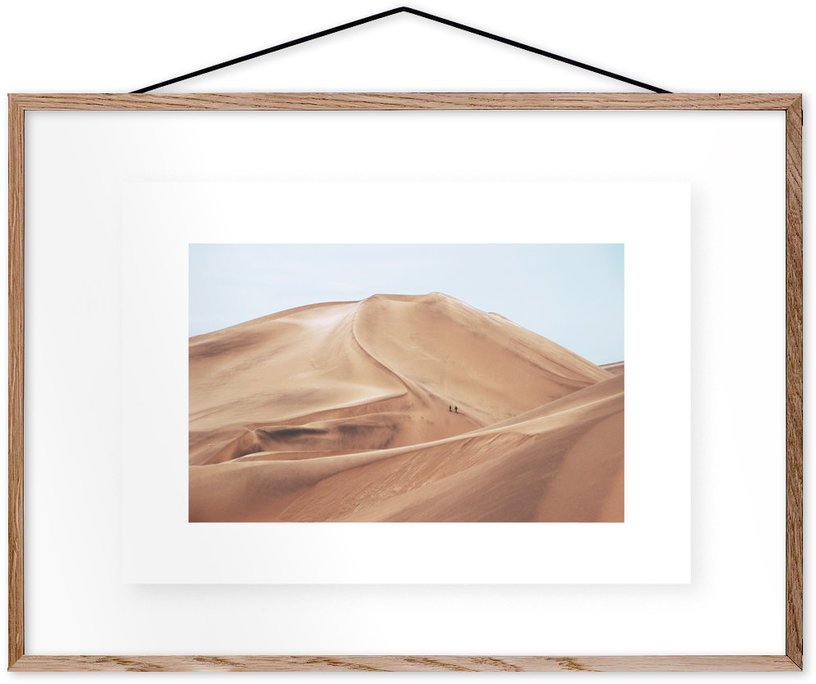 Affiche Dune encadrée Moebe chêne A2 - Le Renard - The Cool Republic