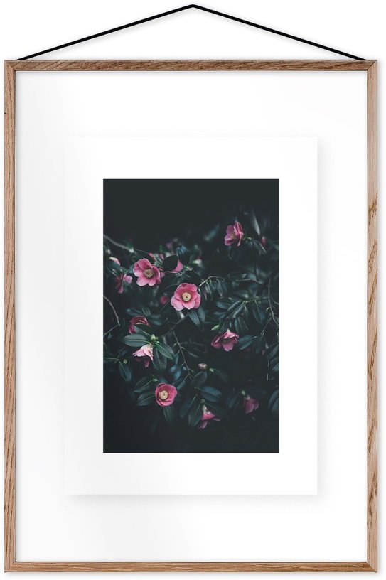 Affiche Flowers encadrée Moebe chêne A2 - Le Renard - The Cool Republic