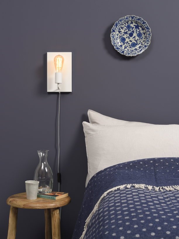 Applique avec prise blanche rectangulaire Madrid - It's about Romi - The Cool Republic