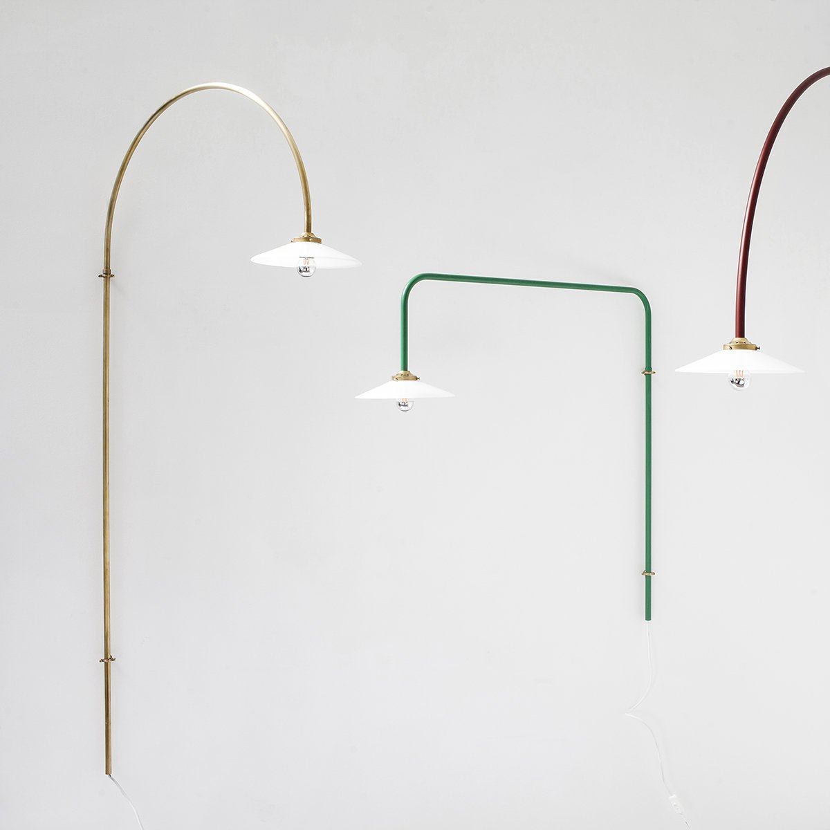 Applique avec prise en acier vert 75x25x180cm N° 2 - valerie_objects - The Cool Republic