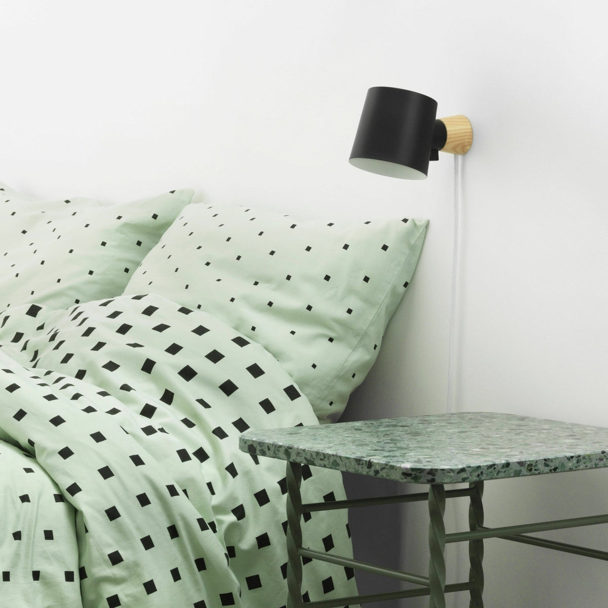 Applique avec prise en métal gris Rise Grey - Normann Copenhagen - The Cool Republic