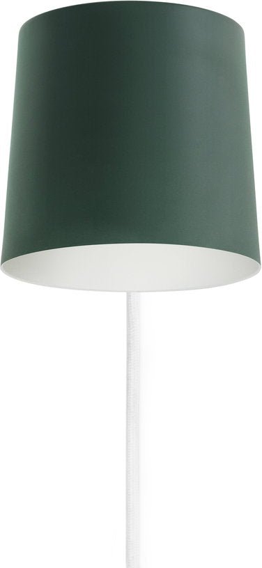 Applique avec prise en métal vert pétrol Rise - Normann Copenhagen - The Cool Republic