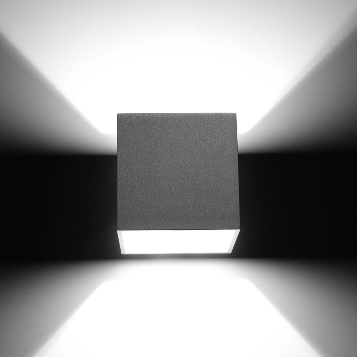 Applique en aluminium grise Quad - Sollux - The Cool Republic