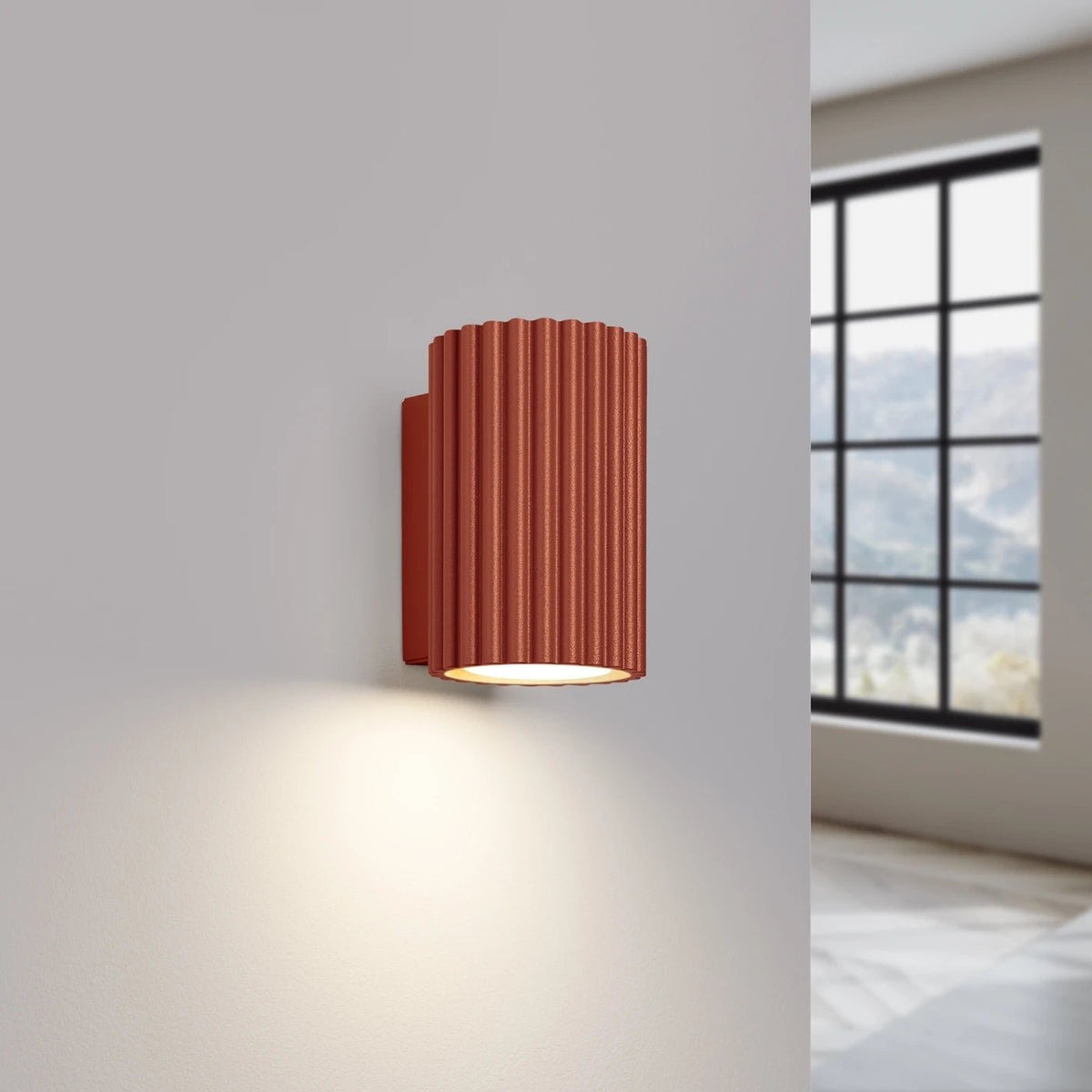 Applique en aluminium rouge ocre 6,5x8,5x10cm Karbon 10 - Sollux - The Cool Republic