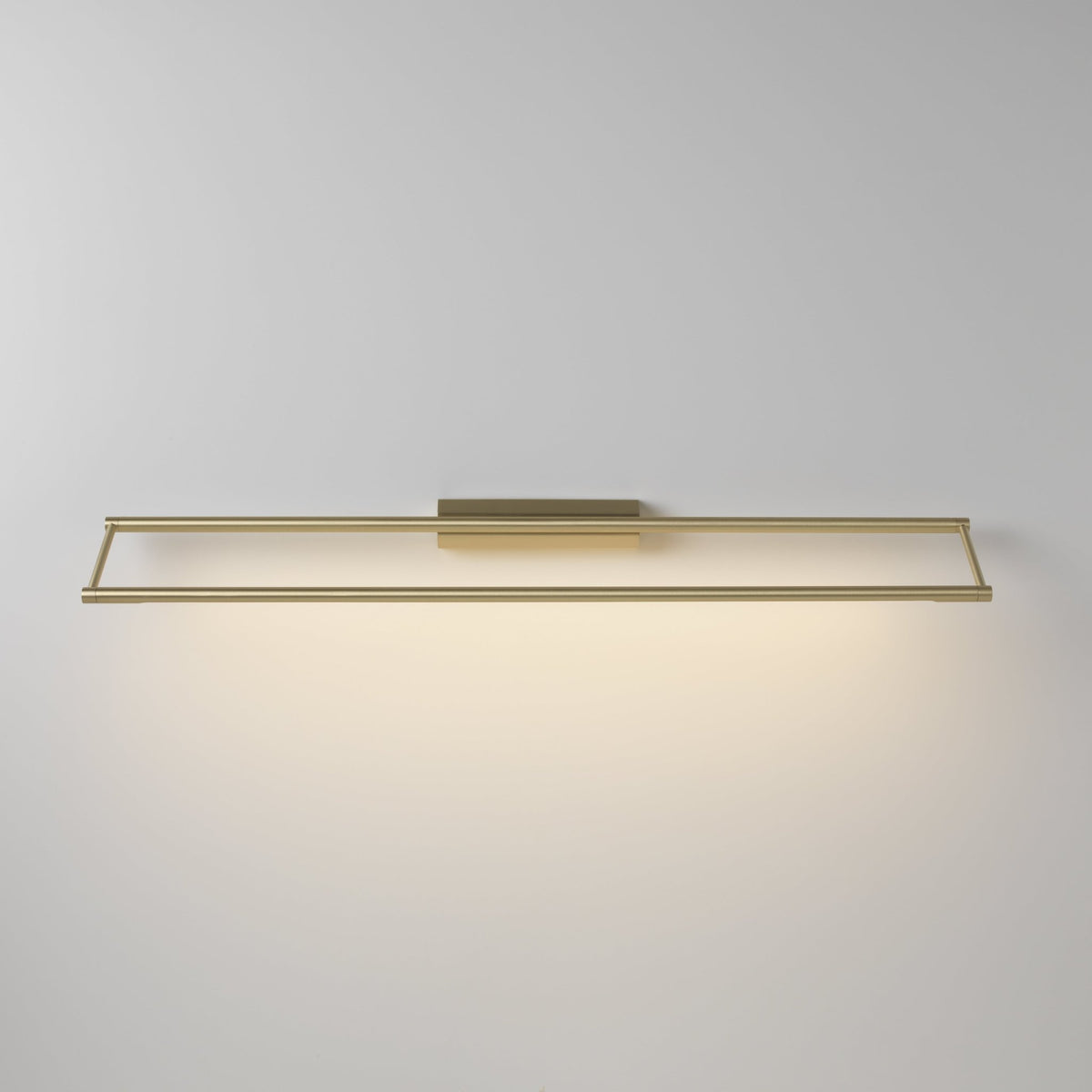 Applique en laiton XL Link - CVL Luminaires - The Cool Republic