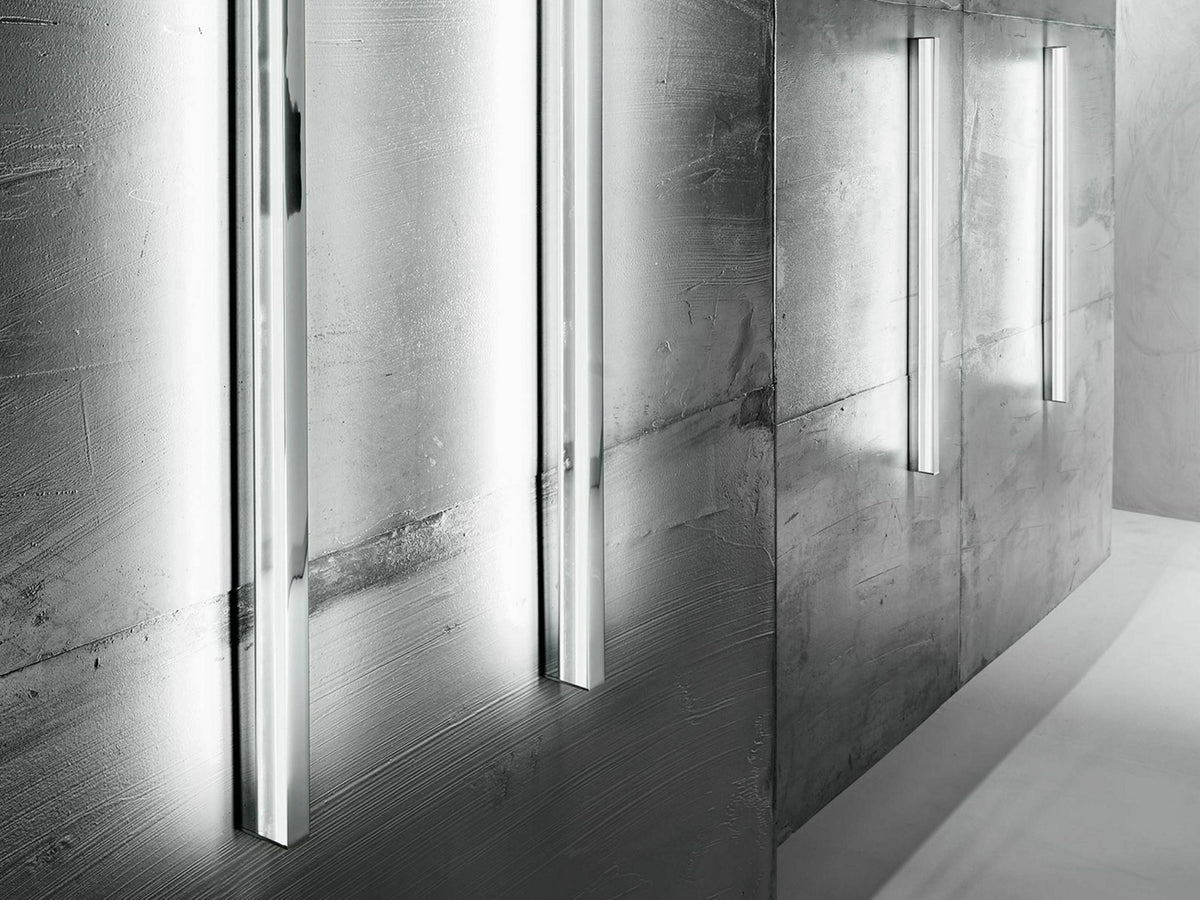 Chrome plated metal wall lamp 100 cm Zero - Panzeri - The Cool Republic