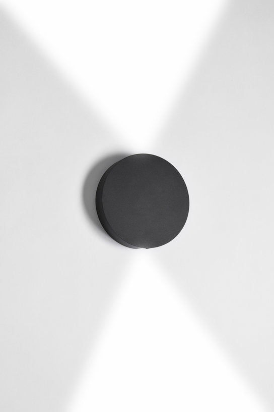 Applique murale en acier noire 16,5 cm Lane - ENOstudio - The Cool Republic
