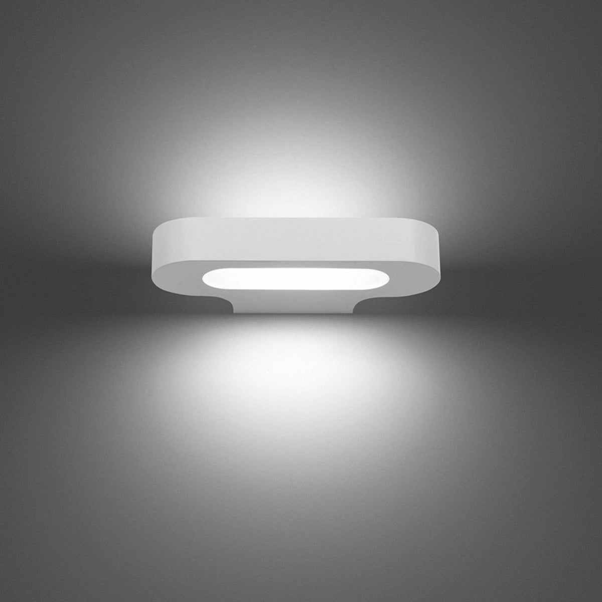Applique murale en aluminium blanche Talo Halo - Artemide - The Cool Republic