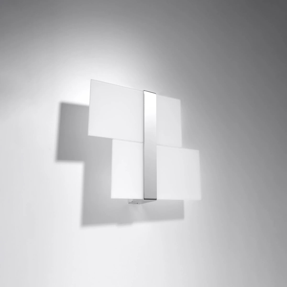 Applique murale en verre blanc chromé Massimo - Sollux - The Cool Republic