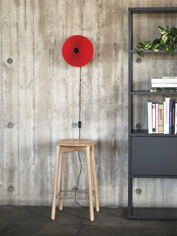 Applique murale rouge vif 300 Matin - Hay - The Cool Republic