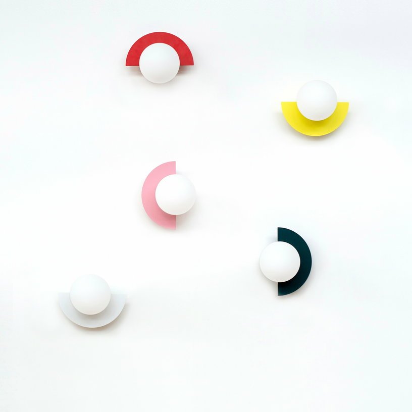 Applique rouge C. Lamp - Swedish Ninja - The Cool Republic