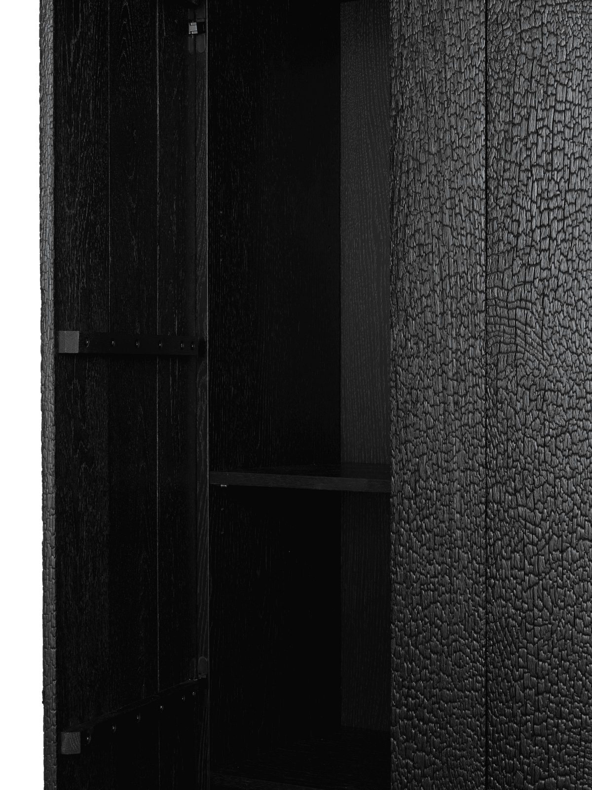 Armoire en chêne noir vernis 64 x 41 x 204,5 cm Koh - Ferm Living - The Cool Republic