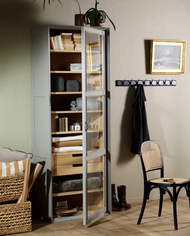 Armoire vitrine en bois gris 76x44x210cm Viva - Nordal - The Cool Republic