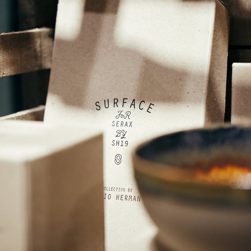 Assiette à olives 9 cm Surface - Serax - The Cool Republic