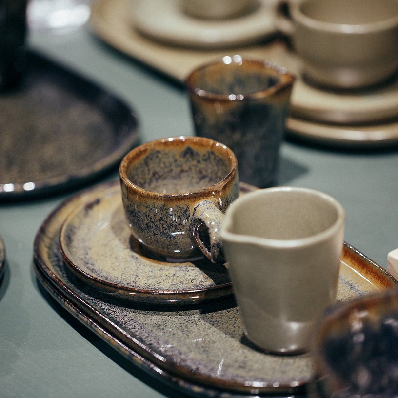 Assiette à olives 9 cm Surface - Serax - The Cool Republic