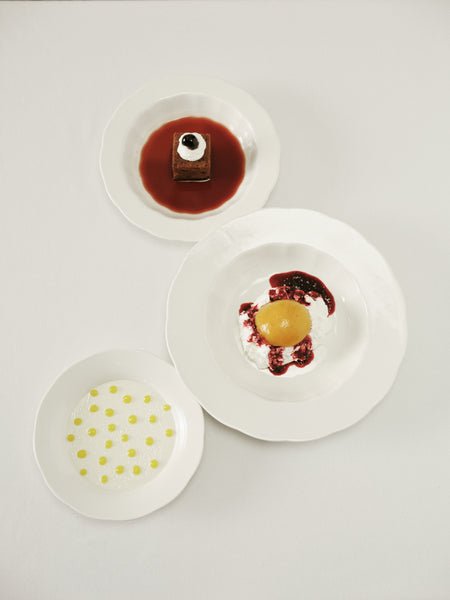 Assiette creuse à pâtes en porcelaine blanche 21,5cm Silhouette - Serax - The Cool Republic