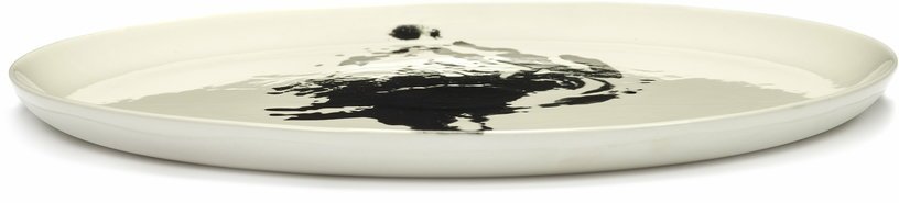 Assiette de service blanche avec artichaut noir Feast - Serax - The Cool Republic