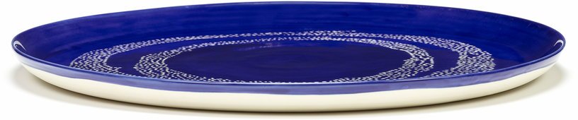 Assiette de service bleu avec motif blanc Feast - Serax - The Cool Republic