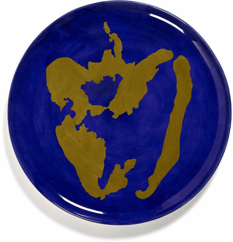 Assiette de service bleu avec poivron or Feast - Serax - The Cool Republic