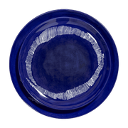 Assiette M bleu avec motif blanc Feast - Serax - The Cool Republic