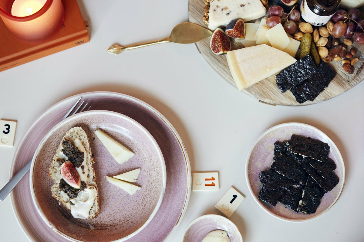 Assiette plate Rose rustique - HKLIVING - The Cool Republic