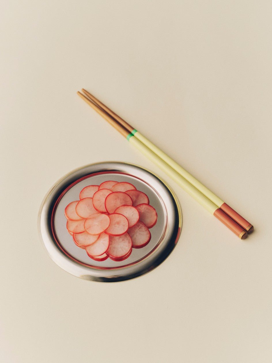 Assiette ronde en acier inoxydable 13cm Essentiel - Hay - The Cool Republic