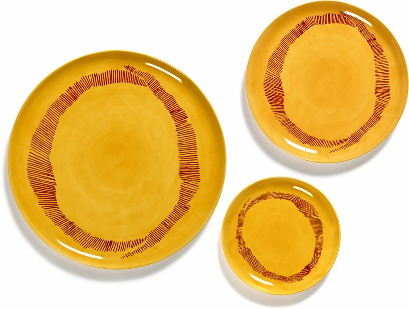 Assiette S sunny yellow avec motif rouge Feast - Serax - The Cool Republic