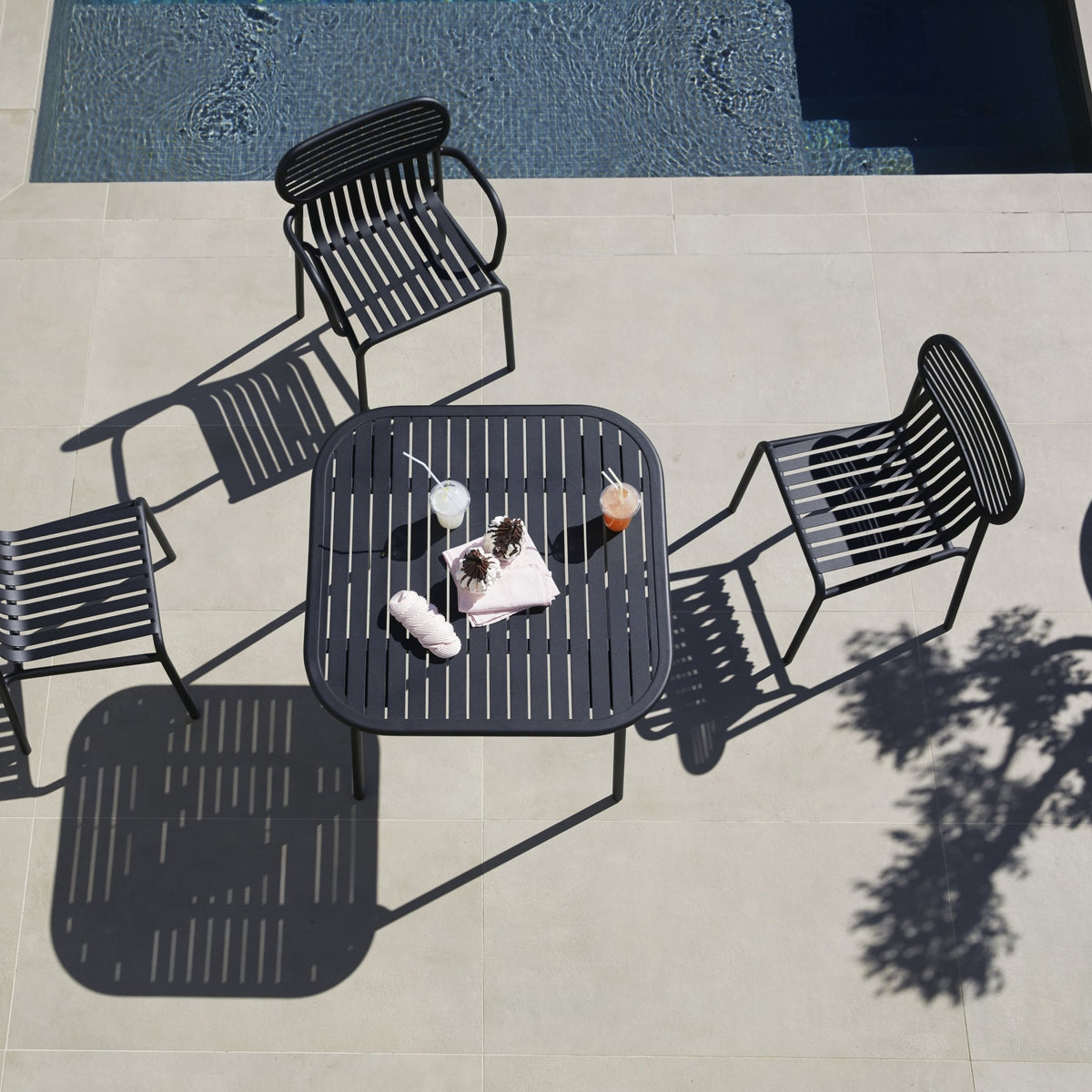 Banc de jardin rose blush Week-End - Petite Friture - The Cool Republic