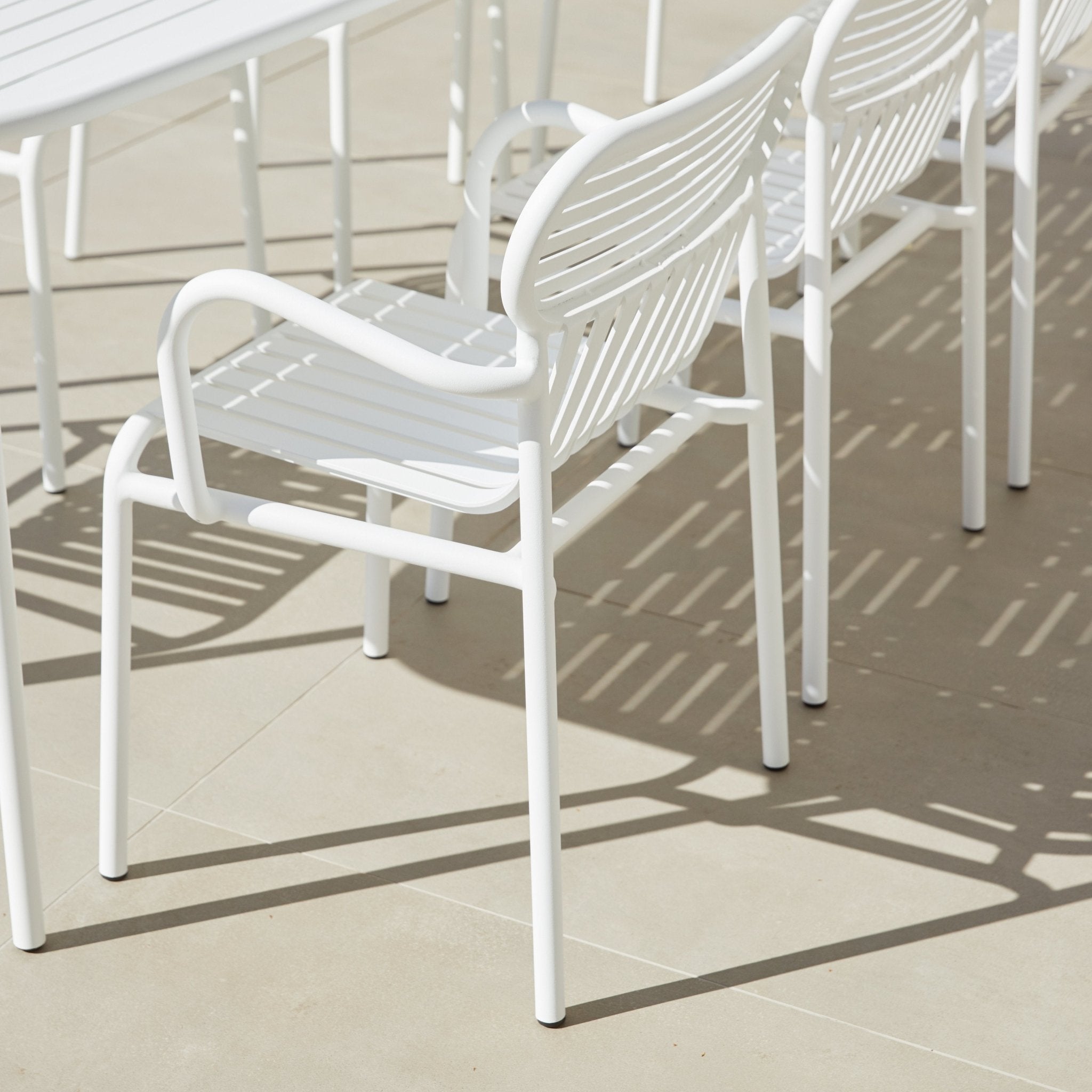 Banc de jardin rose blush Week - End - Petite Friture - The Cool Republic