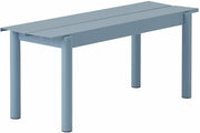 Banc d'extérieur en acier bleu ciel 110 x 34 cm Linear - Muuto - The Cool Republic