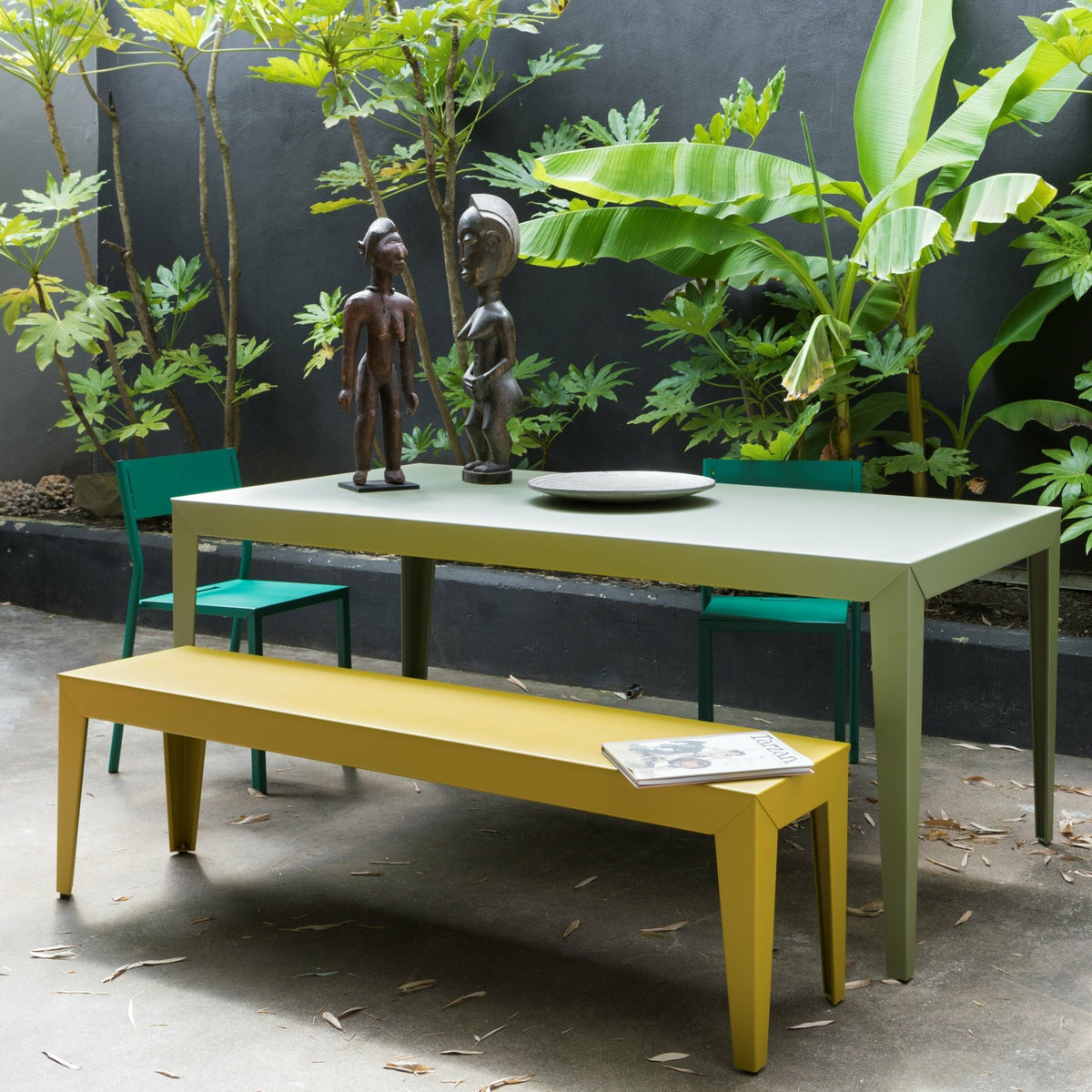 Banc en acier mat blanc 195 cm Zef - Matière Grise - The Cool Republic