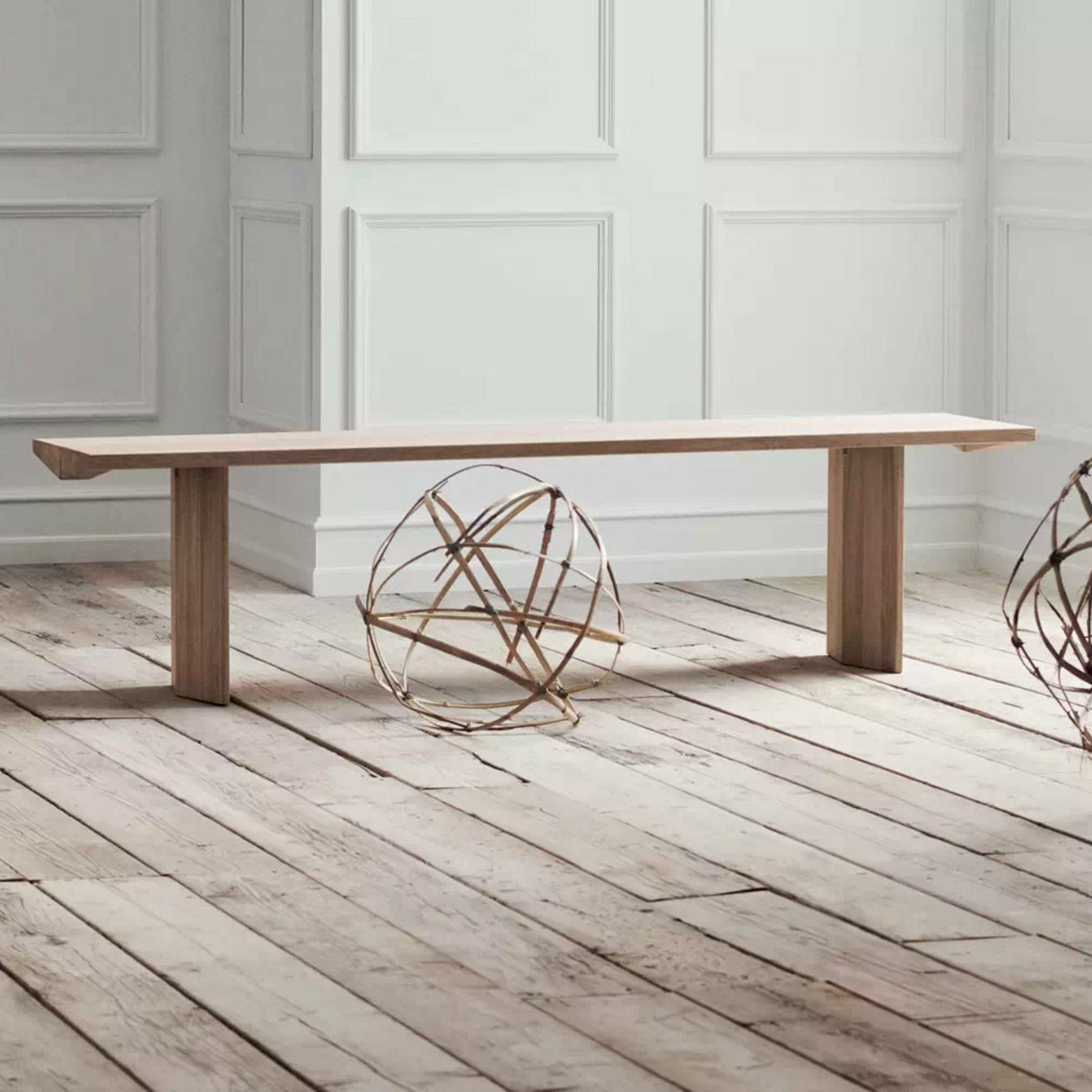Banc en chêne massif huilé pigmenté blanc 240 cm Alp - Bolia - The Cool Republic